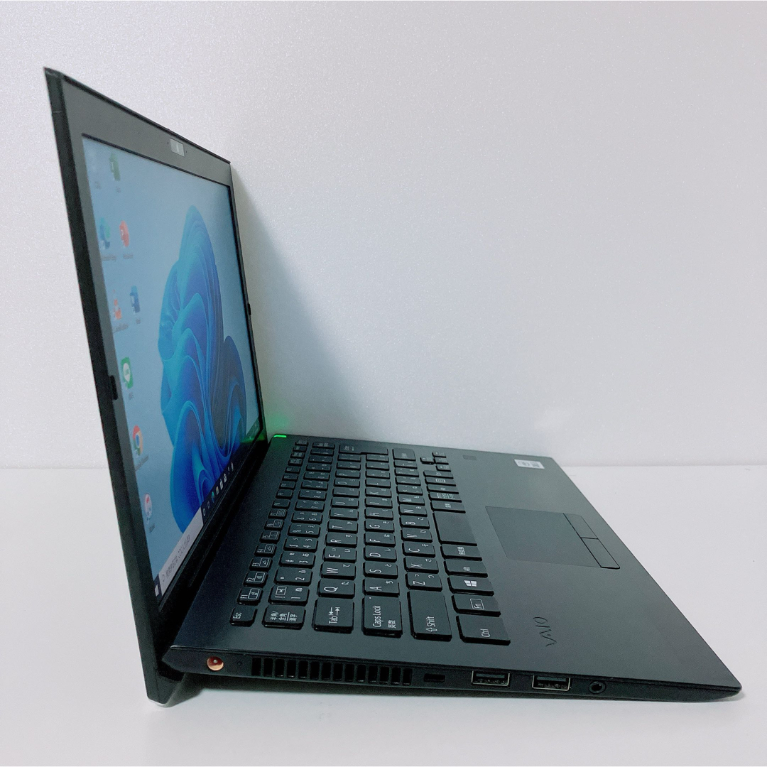 美品】VAIO 爆速SSD256GB 8GB第10世代パソコン バイオPC 販売 美品VAIO