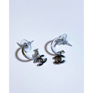 CHANEL】シャネル ココマーク マトラッセ ピアス ホワイト A19C /md16039tg