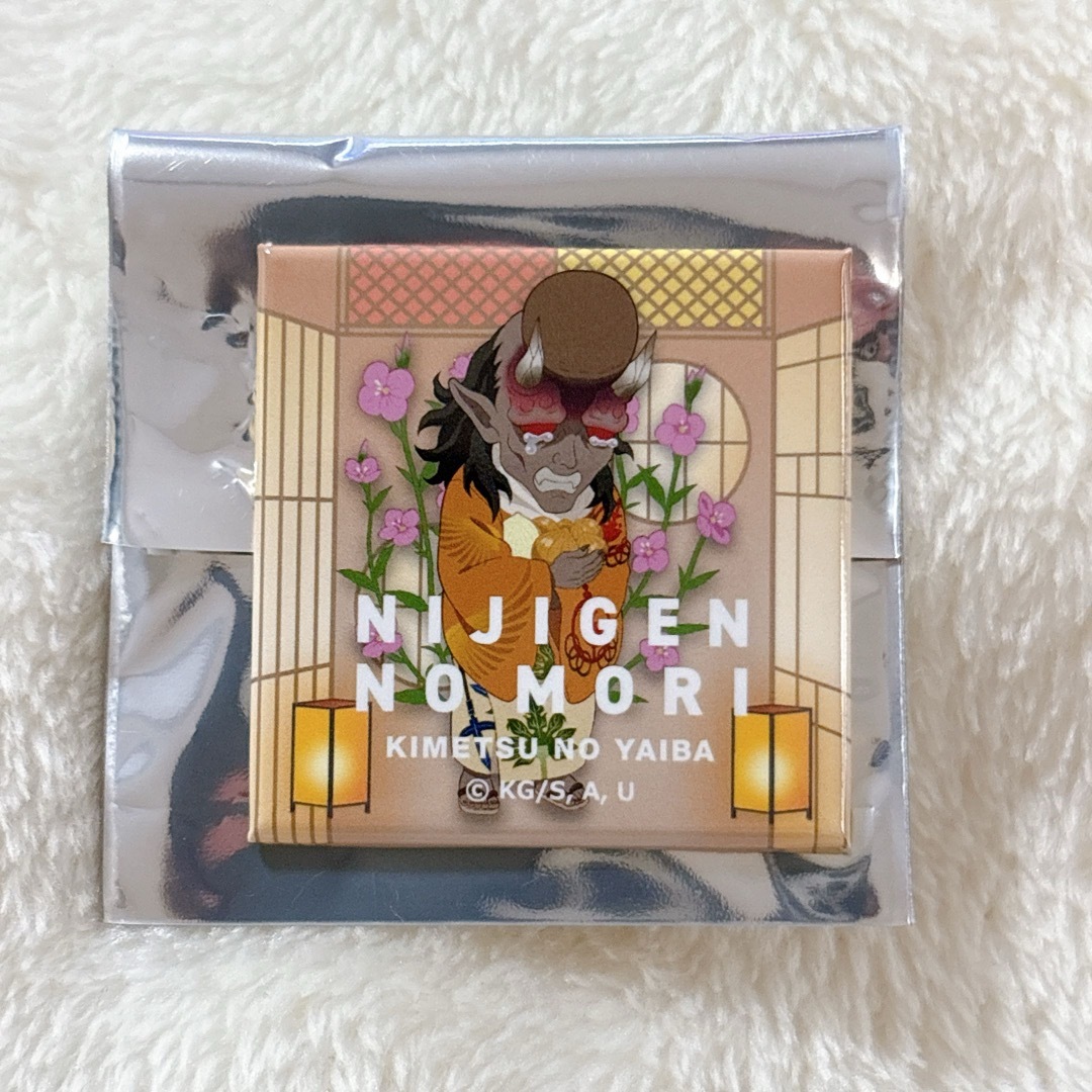 鬼滅の刃 鬼集結くじ 半天狗 憎珀天 缶バッジ 箔押し 缶