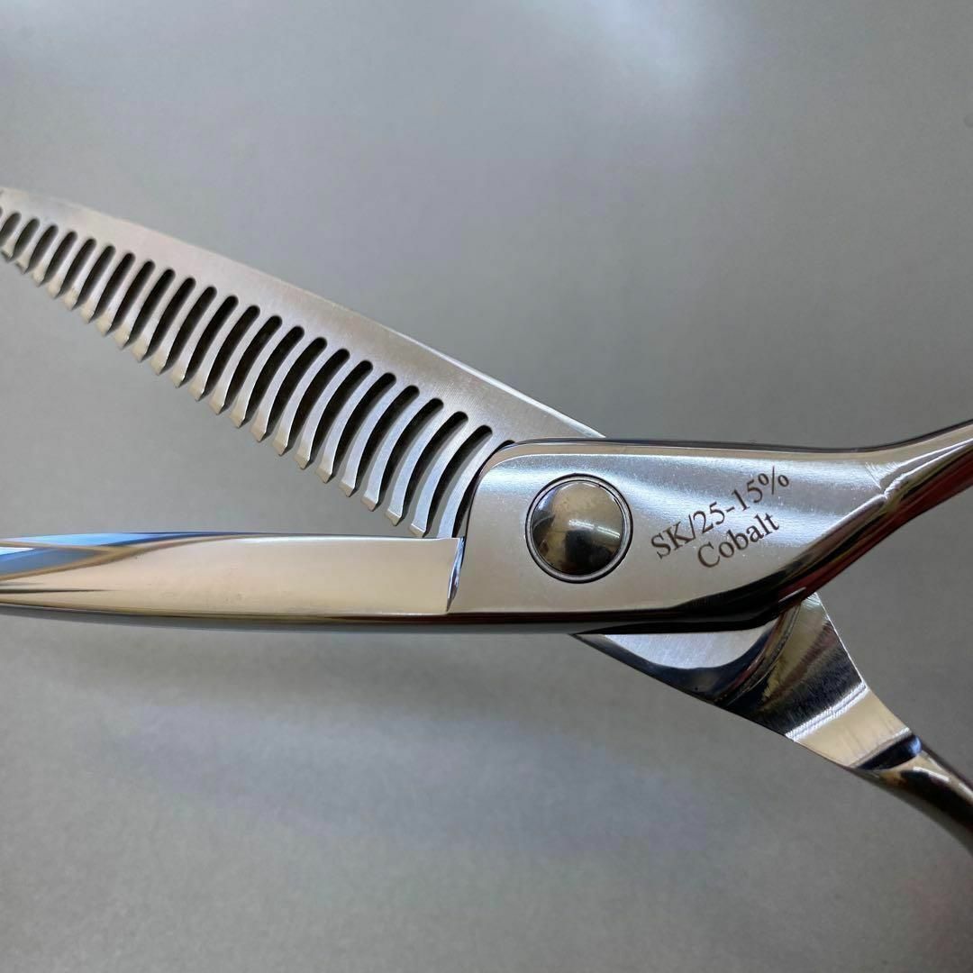 6インチセニングシザー スキ率15% 新品 理美容師プロも絶賛！の通販 by