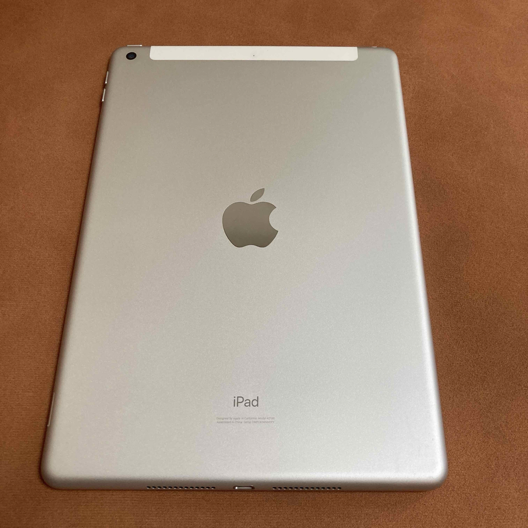 9947 電池最良好 iPad7 第7世代 128GB 販売 SIMフリー 563【早い者勝ち