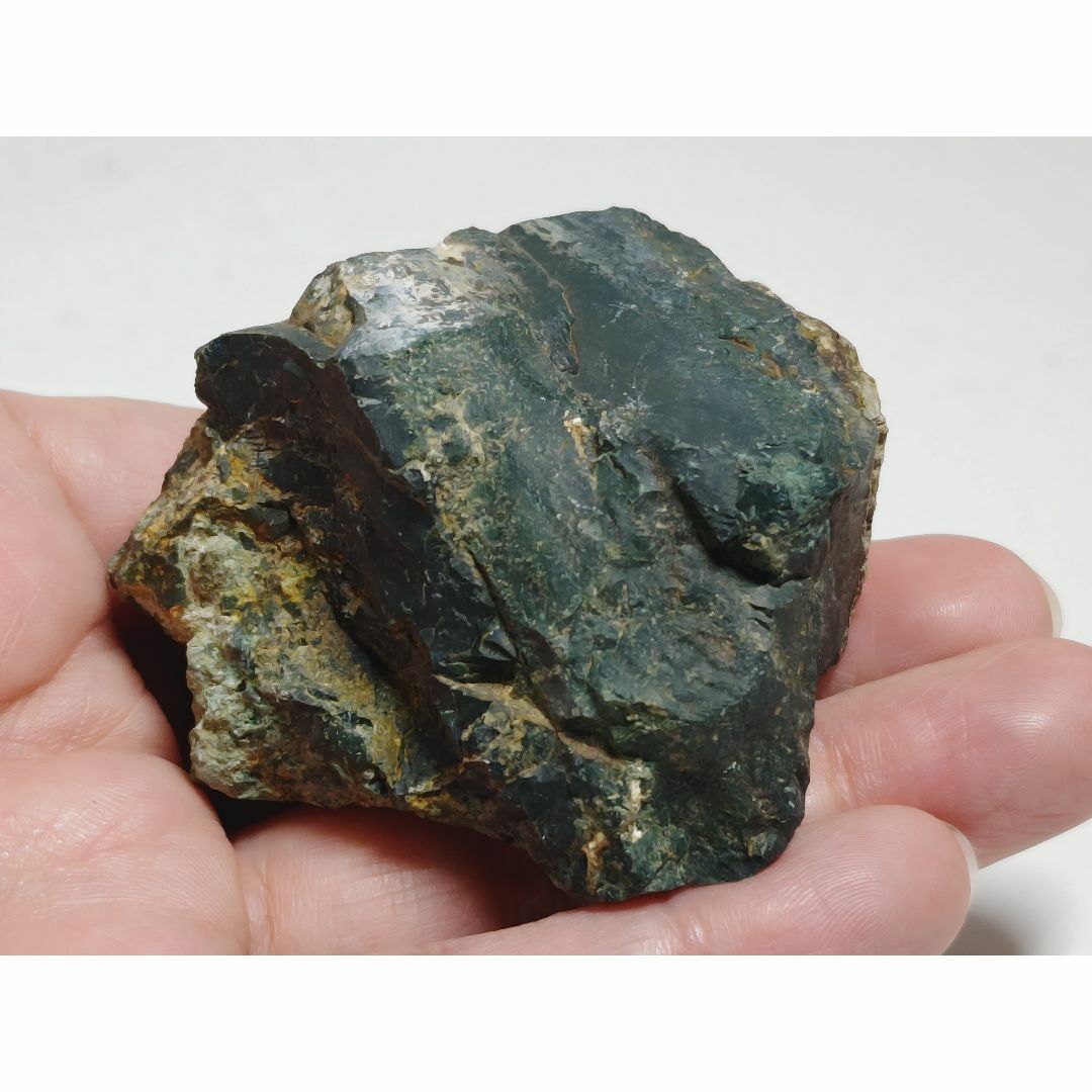 出雲石 839g 碧玉 瑪瑙 原石 鑑賞石 自然石 誕生石 鉱石 鉱物 水石