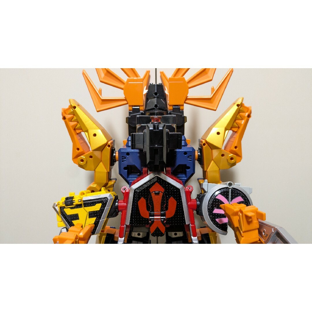 DXシンケンオー、ダイカイオーセット Amazon.co.jp: 侍戦隊シン