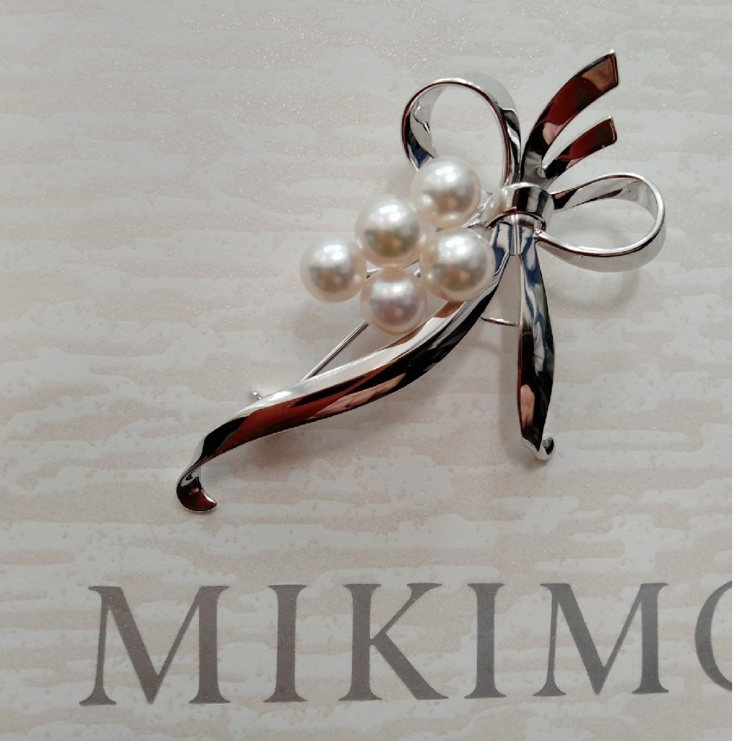 美品 MIKIMOTO ミキモト ベビーパール リボン ブローチ ブーケ 5粒