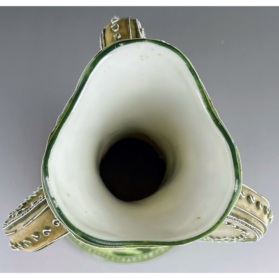 初期オールドニッポン銘品!!アールヌーボー様式一陳盛上華図紋両耳飾壷