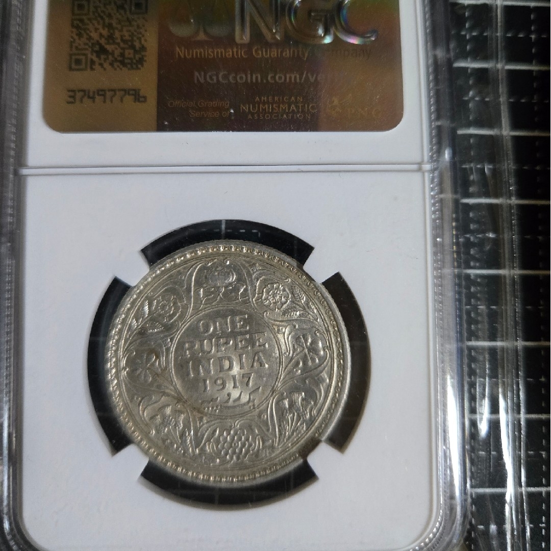 1917年 インド 1ルピー NGC AU55 銀貨 ジョージ5世 イギリスの通販 by