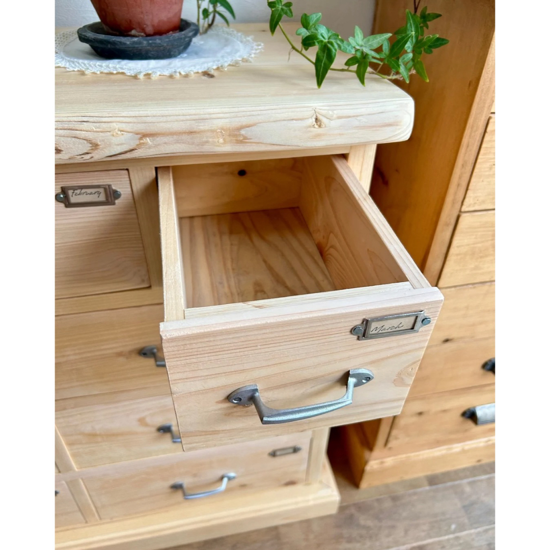 国産ひのき使用オシャレ取手9杯チェスト