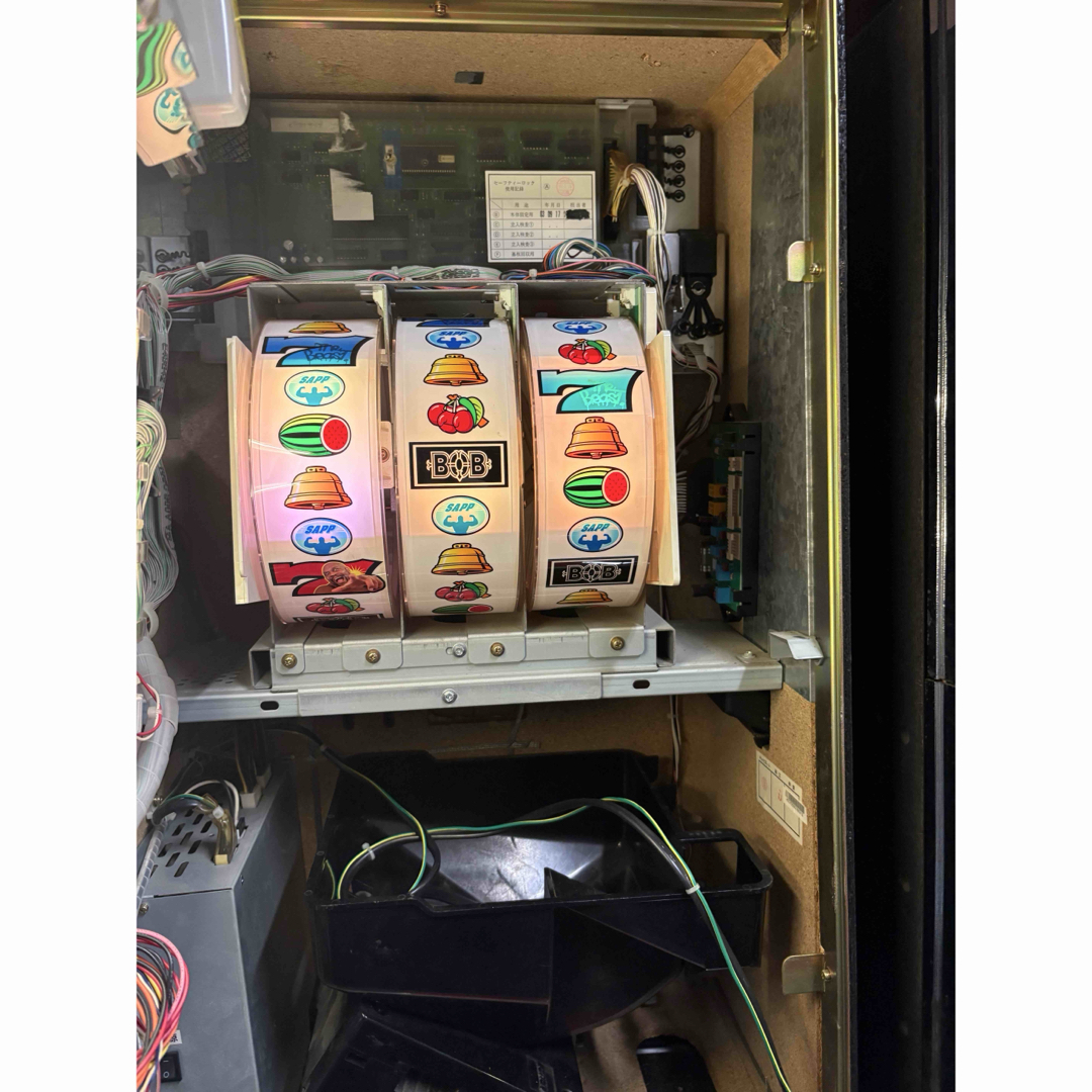 4号機 ビーストサップ コイン不要機付きの通販 by gangstars's shop