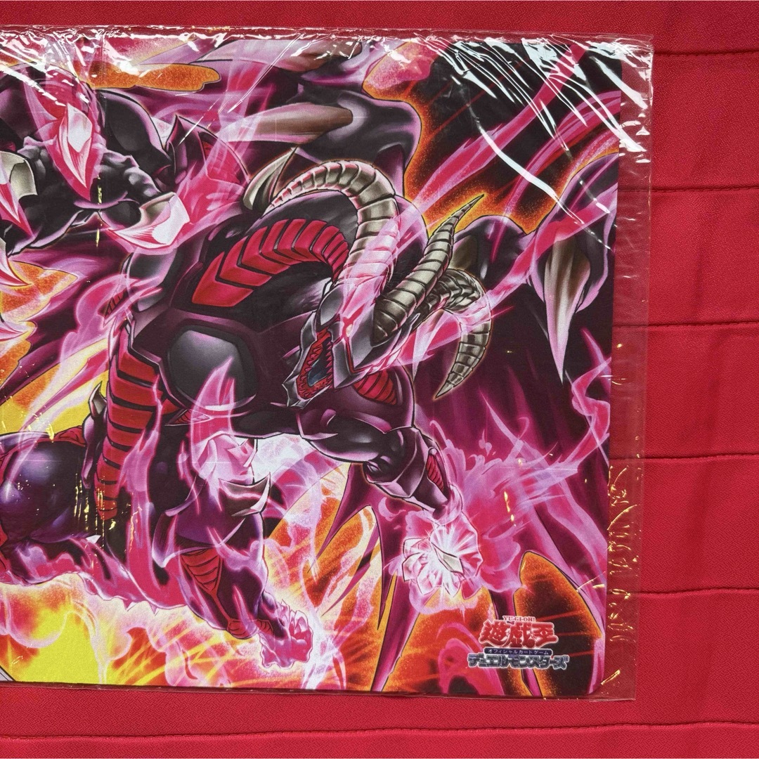 遊戯王 琰魔竜レッドデーモンプレイマット CON EXCLUSIVE 遊戯王 英語