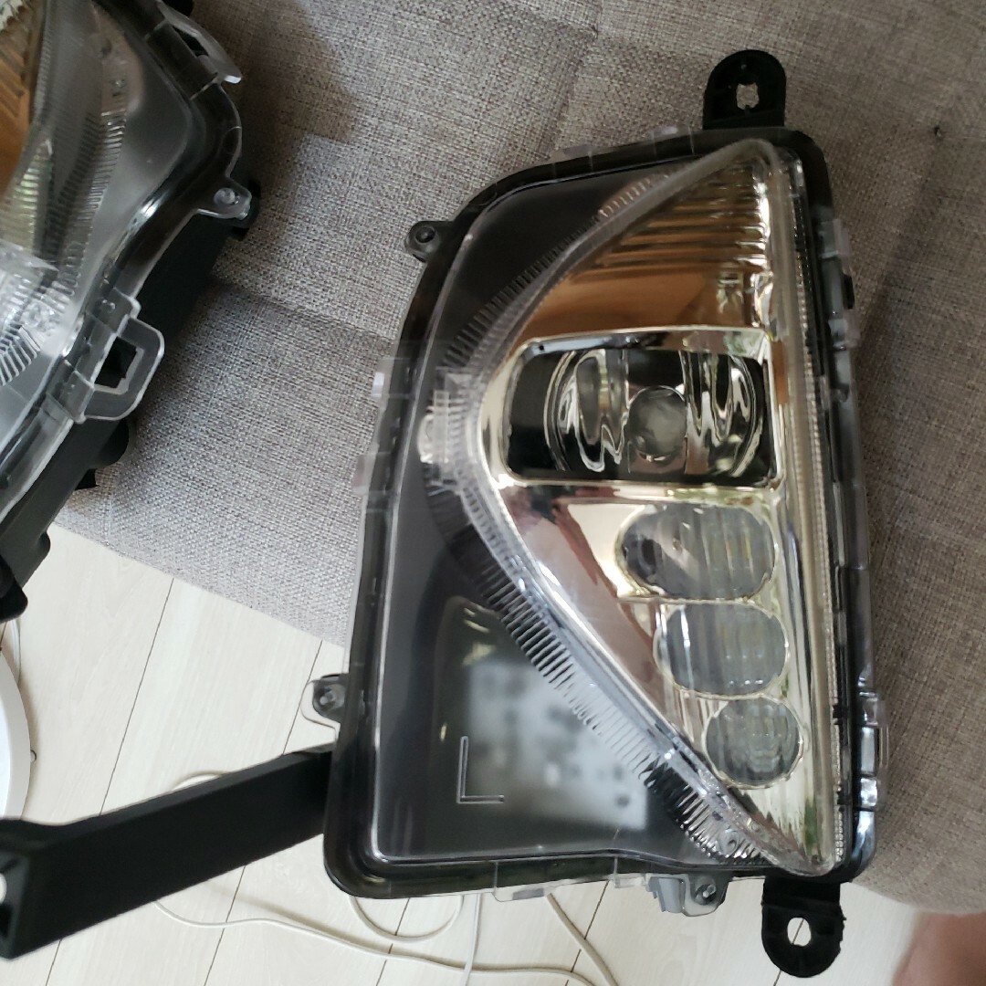 50プリウス 前期 フォグランプ インナーブラック 50プリウス 加工