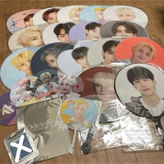 匿名配送 SEVENTEEN セブチ DK 歴代 公式 うちわ まとめ売り①