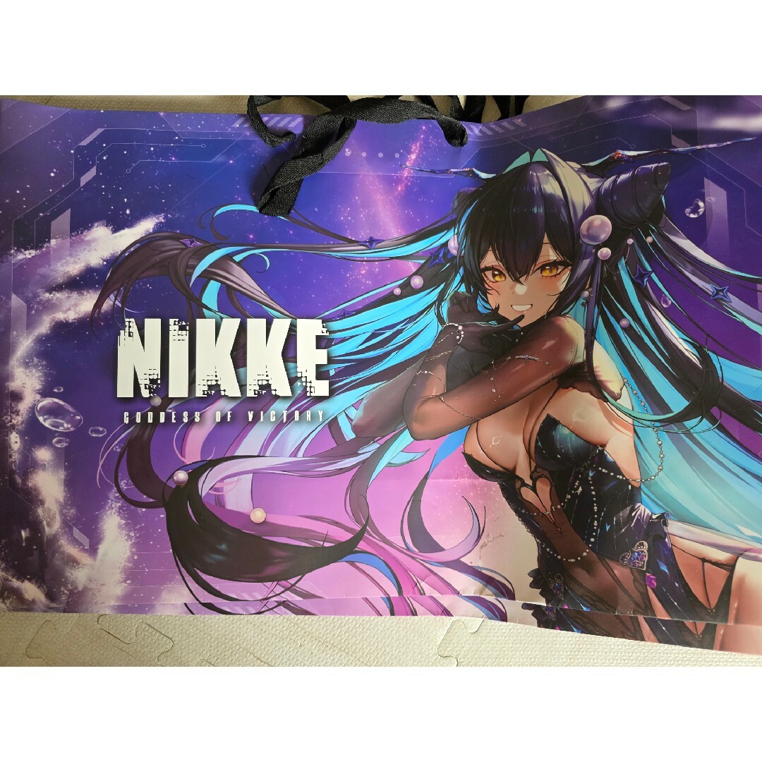 韓国 公式グッズ】勝利の女神:NIKKE 2.5周年 LPプレイーヤ セットの