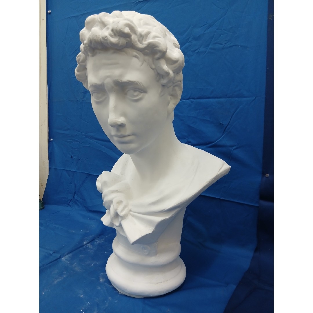 ジョルジョ首像。高さ60cm 石膏像 ジョルジョ首像。高さ60cm