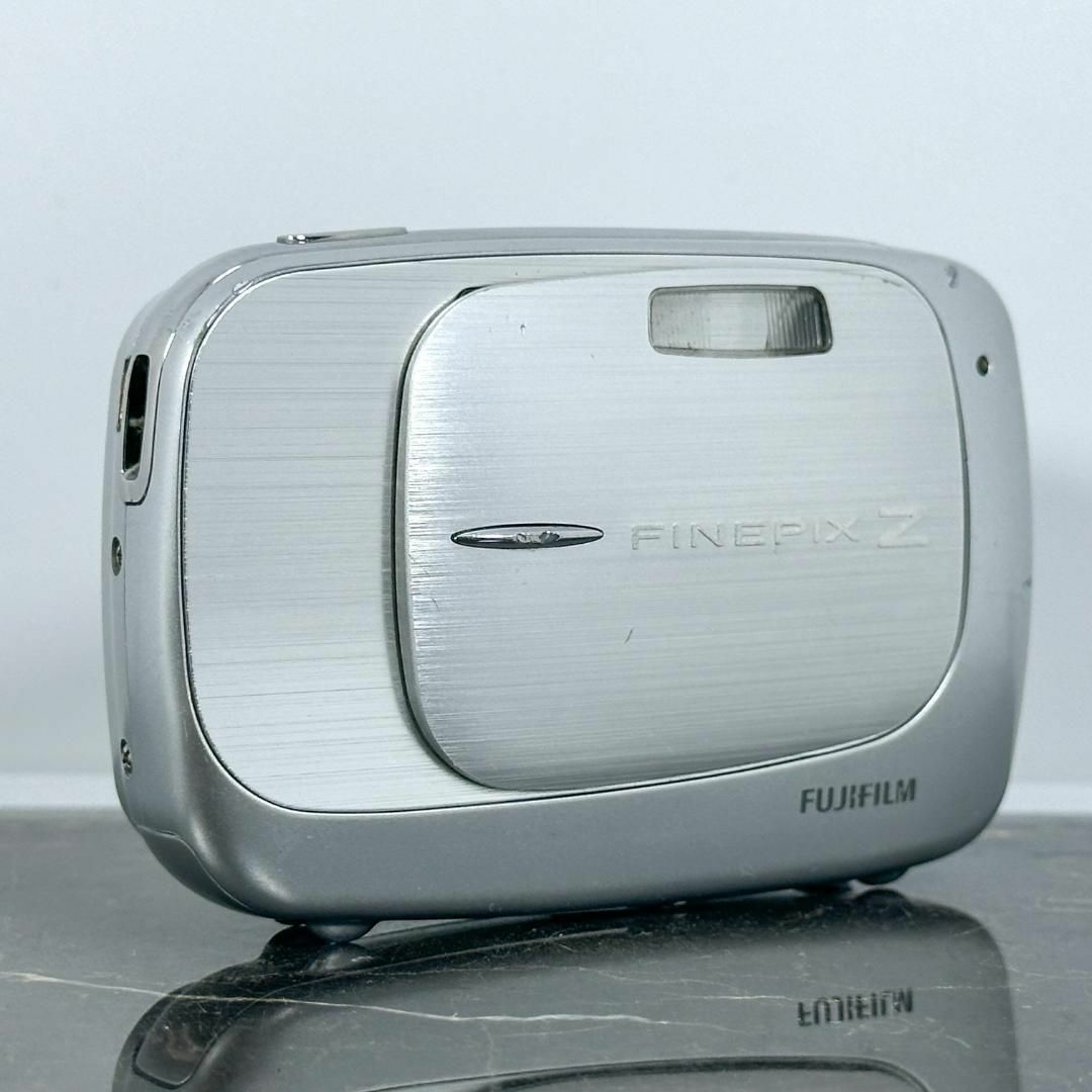 Fujifilm FinePix Z37 シルバー FUJIFILM FINEPIX Z37 シルバー