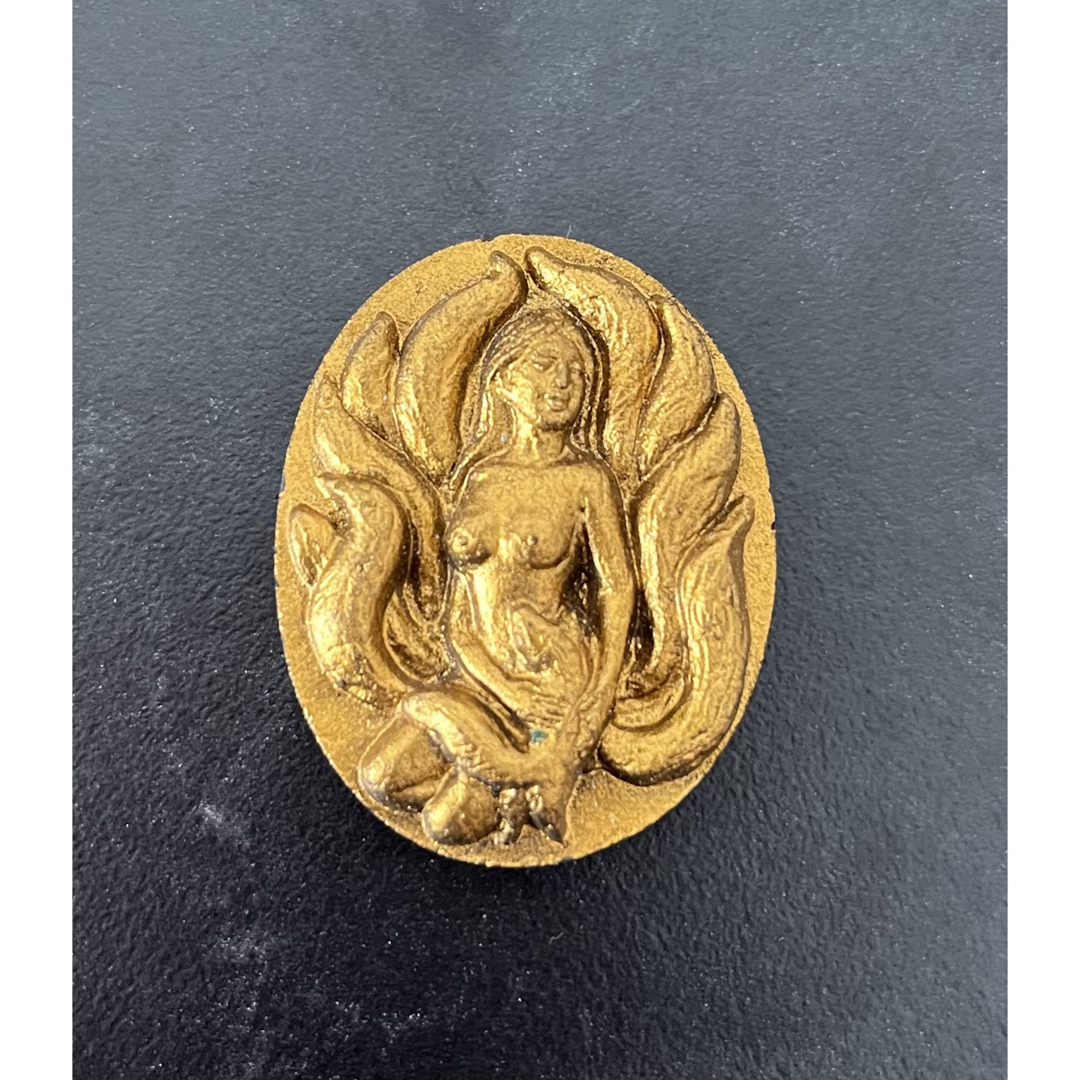 タイ仏 人受けの布 九尾の狐 魅力 人縁 愛情 恋愛人 ☆プラクルアン