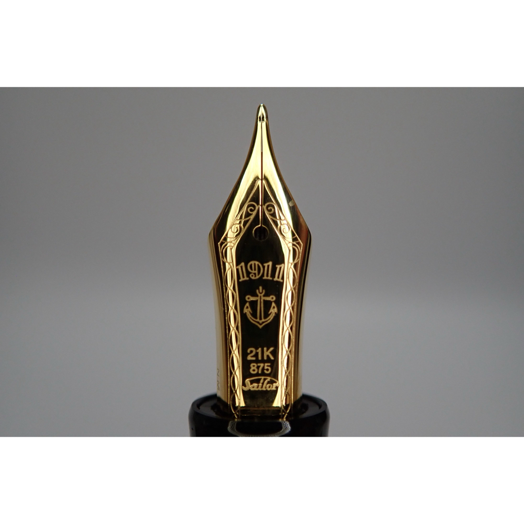 SAILOR - セーラー万年筆｜長刀研ぎ｜ギャザード｜21K｜NM（長刀の中字