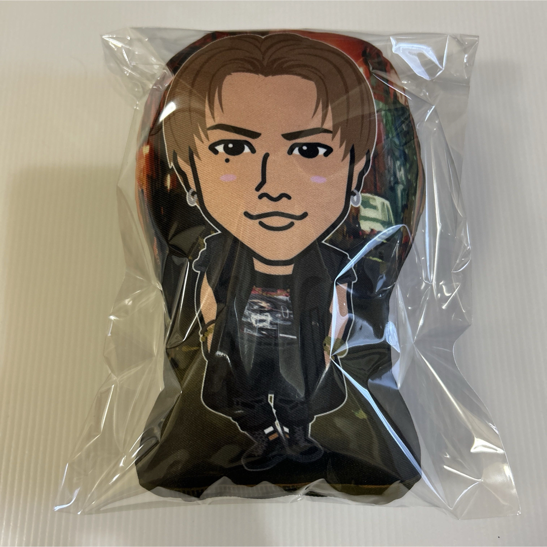 登坂広臣 クッション Amazon.co.jp: 登坂広臣 OMI スクエアクッション