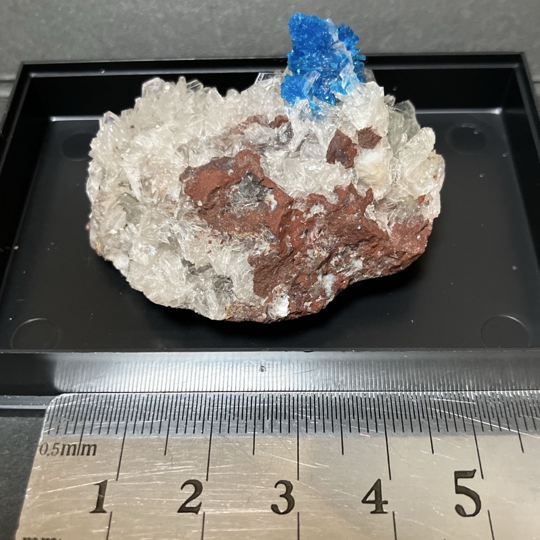 ②カバンシ石 カバンサイト 標本 原石 天然石 鉱物 鉱石 青 ブルー