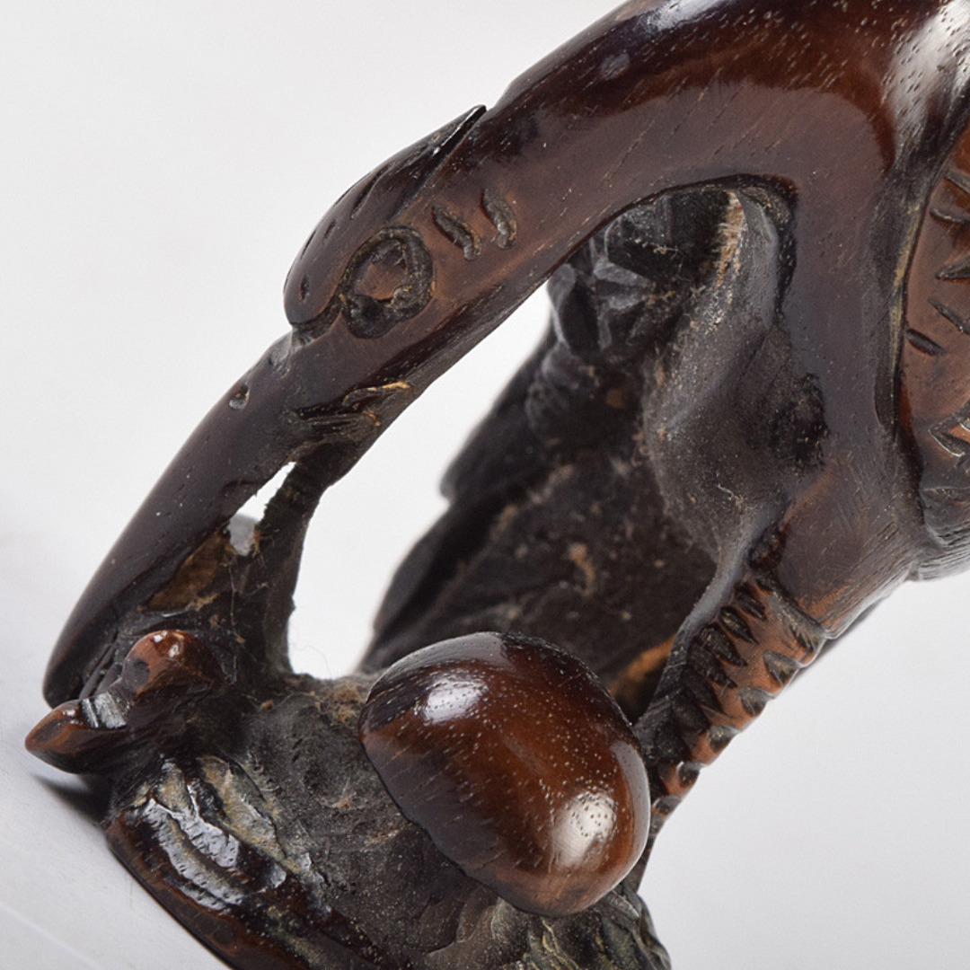 時代提げ物 唐木紫檀彫刻 鶴魚 置物 根付 C R9308