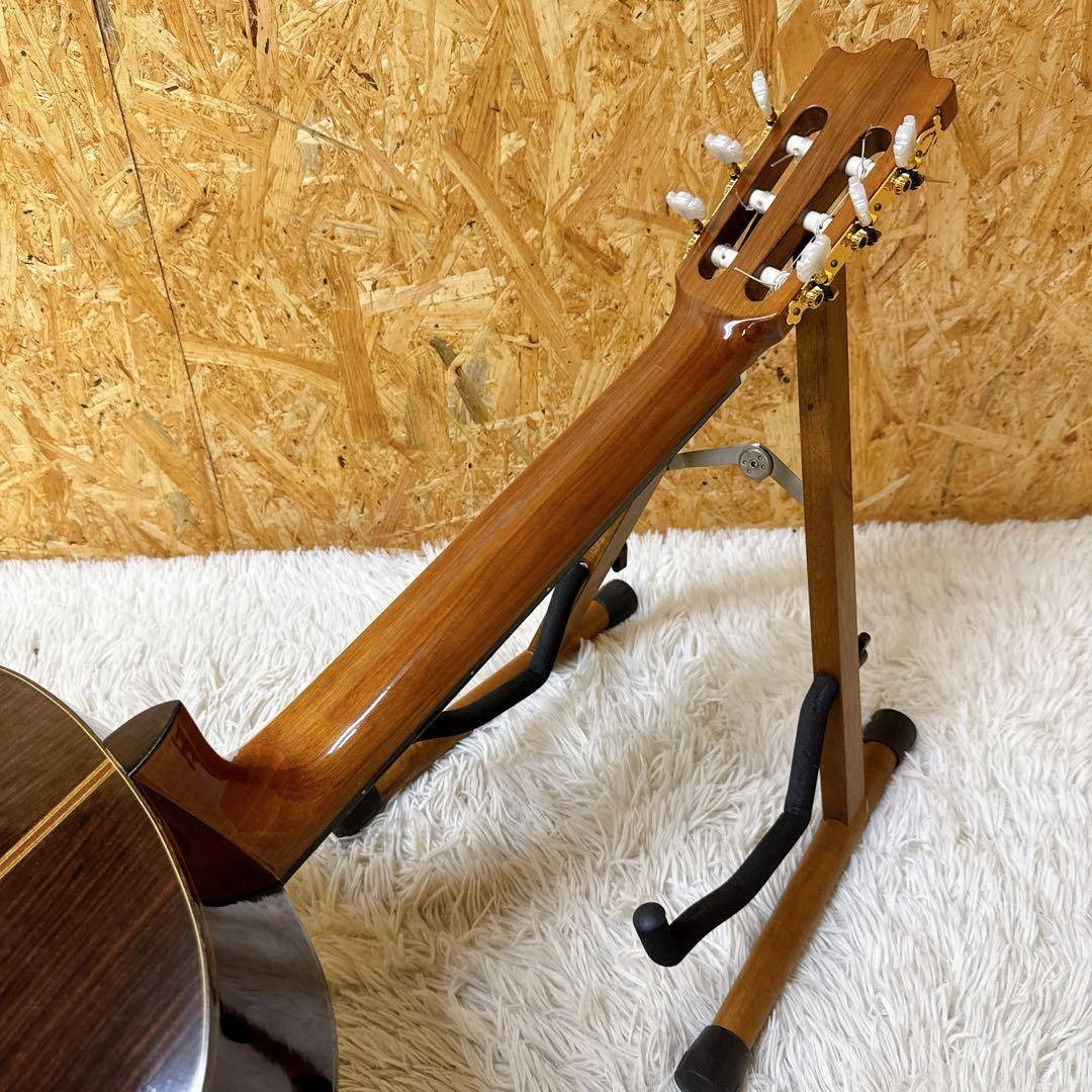 YAMAHA C-300 シダー単板 クラシックギター ハードケース付 日本製 ギター