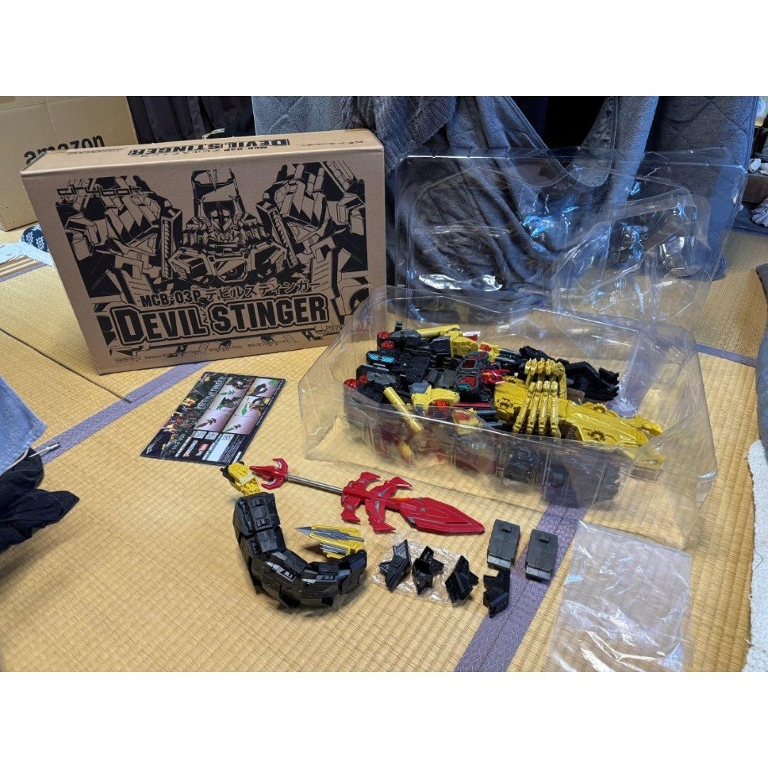 Maketoys Citybot MCB-03P デビルスティンガー 中古