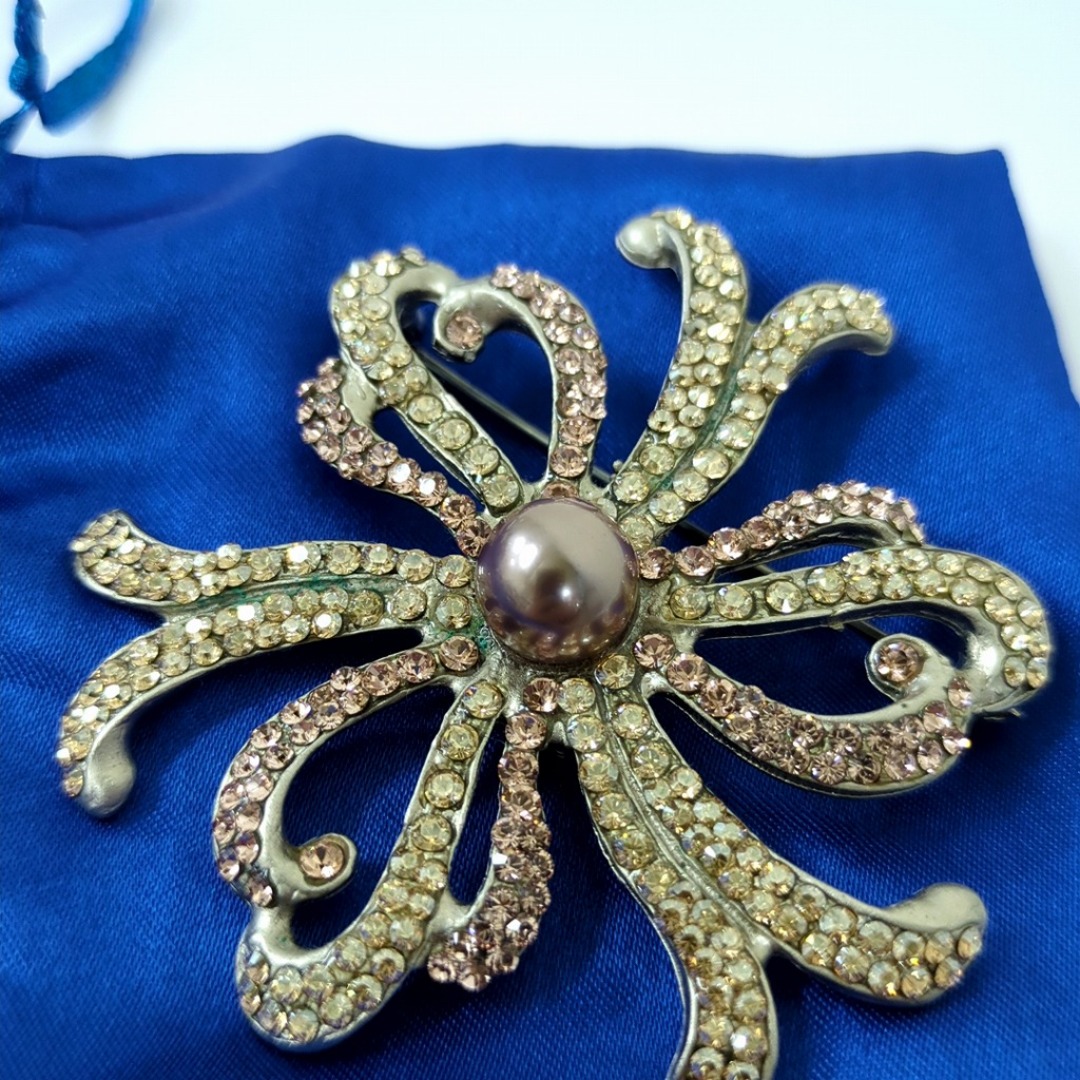 GIORGIO ARMANI ジョルジオ アルマーニ ブローチ ラインストーン