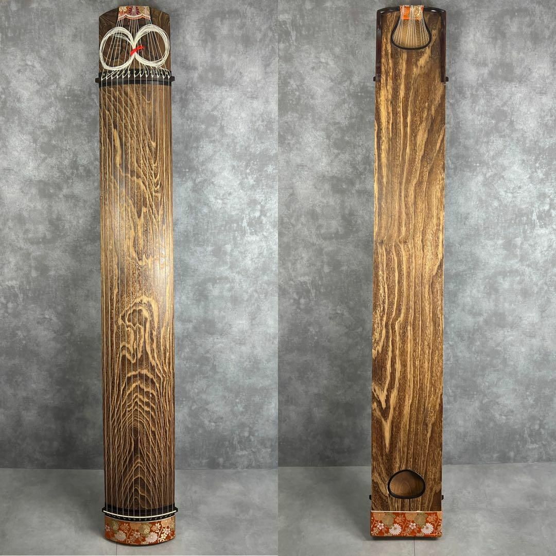 高級琴綾杉彫りくり甲13弦 口前金装飾竜舌金蒔絵