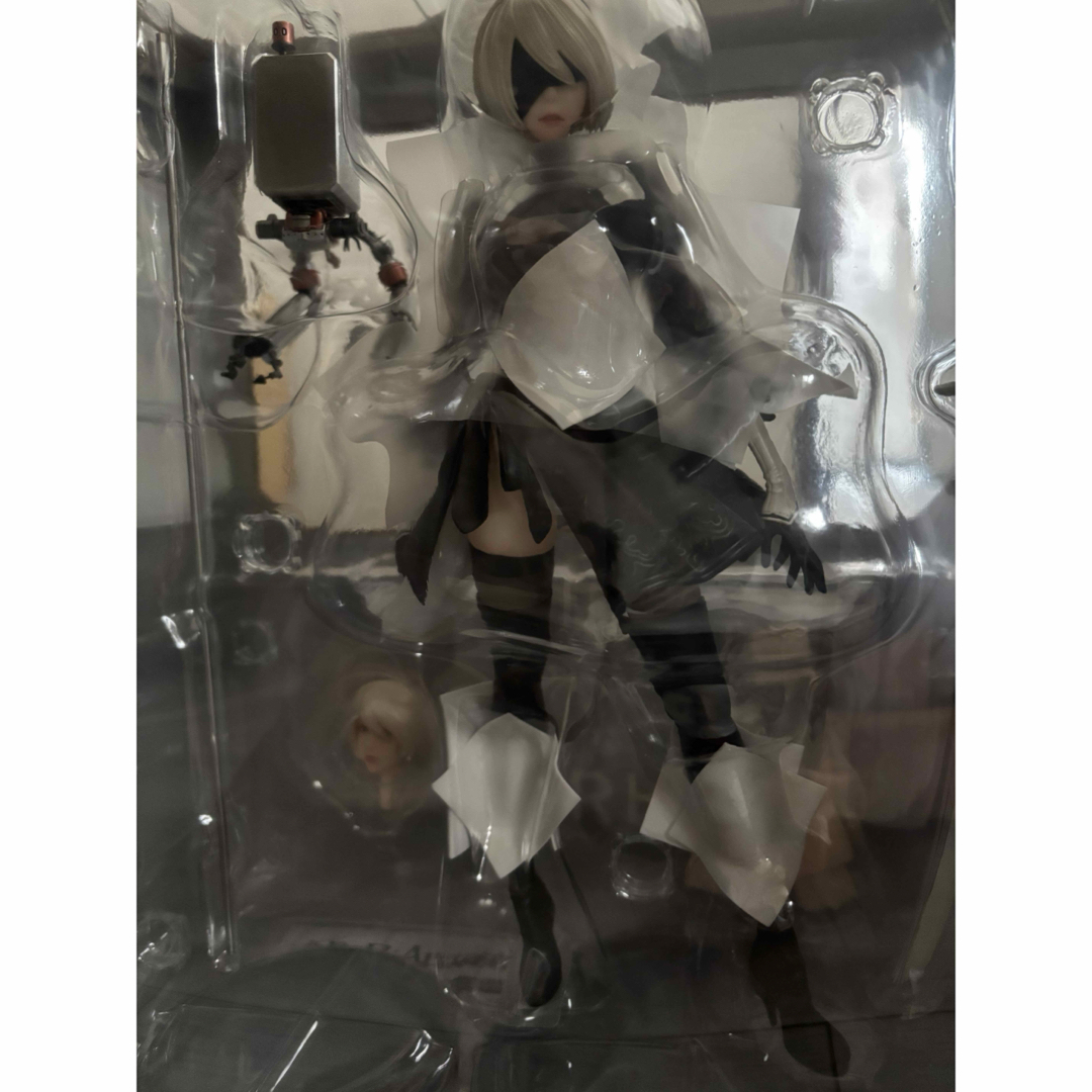 NieR：Automata 2B (ヨルハ 二号 B型) DX版 フィギュア M1095