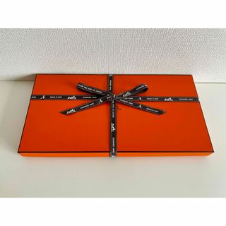HERMES/エルメスの元箱（中身）を見えなくする受け取り手の気持ちを配慮