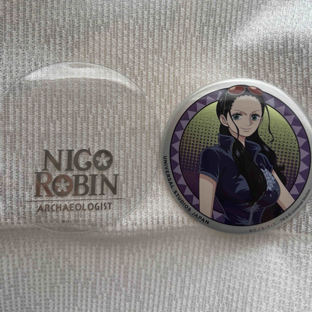 ワンピース ロビン グッズ 初期 缶バッジ ワンピース ロビン グッズ