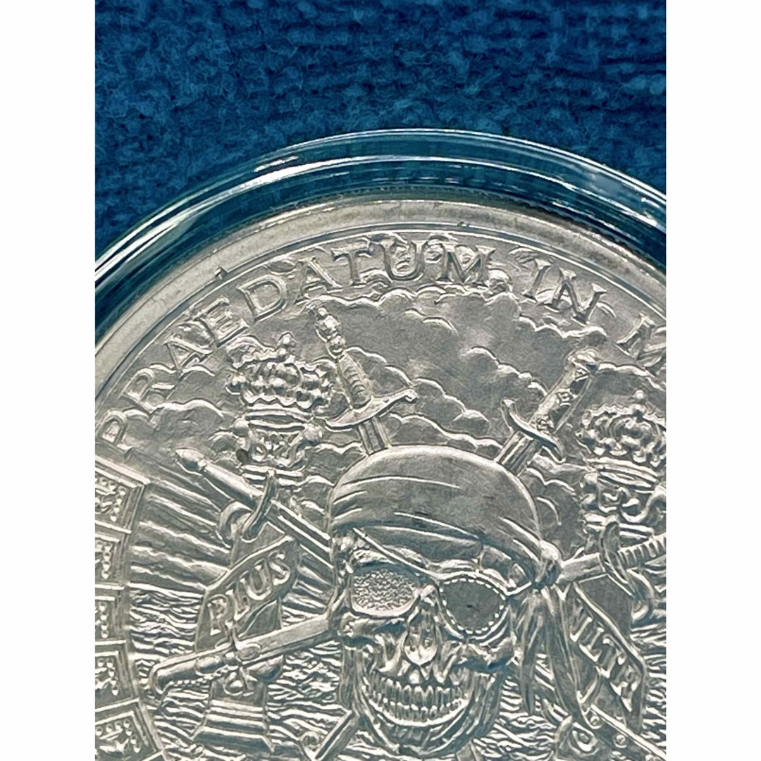 新品未使用 「Pirates Pieces of Eight」純銀1oz 米国