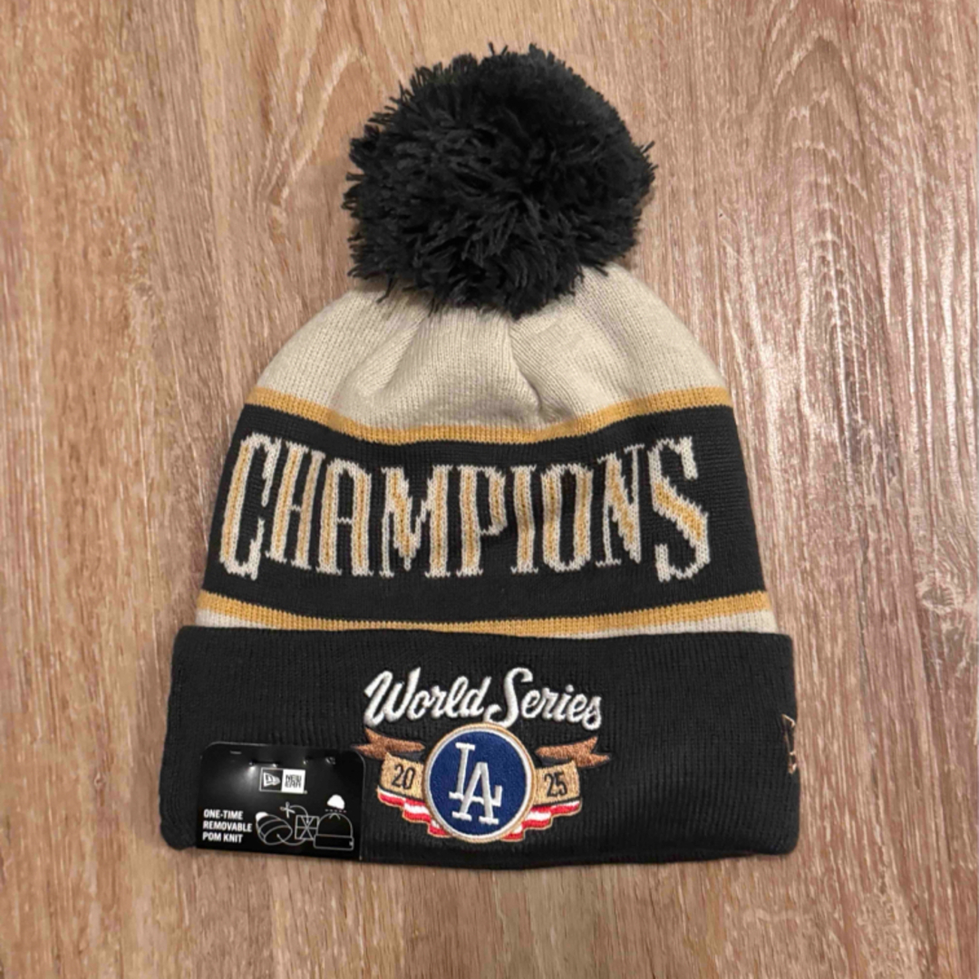 ドジャース 2025 ワールドチャンピオン ニット帽 スタジアム購入 新品