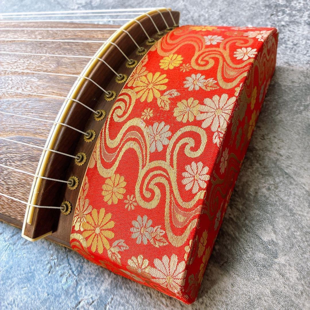 十三弦 高級 琴 箏 すだれ彫 和楽器 琴柱付き 紅木猫足 直接取引