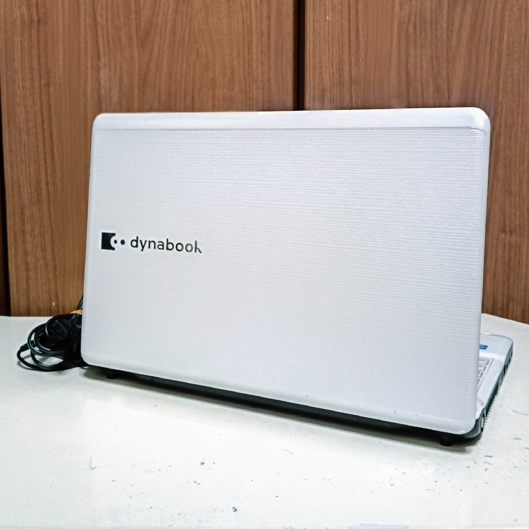 TOSHIBA dynabook Corei7 メモリ16GB SSD512GB ディスカウント TOSHIBA