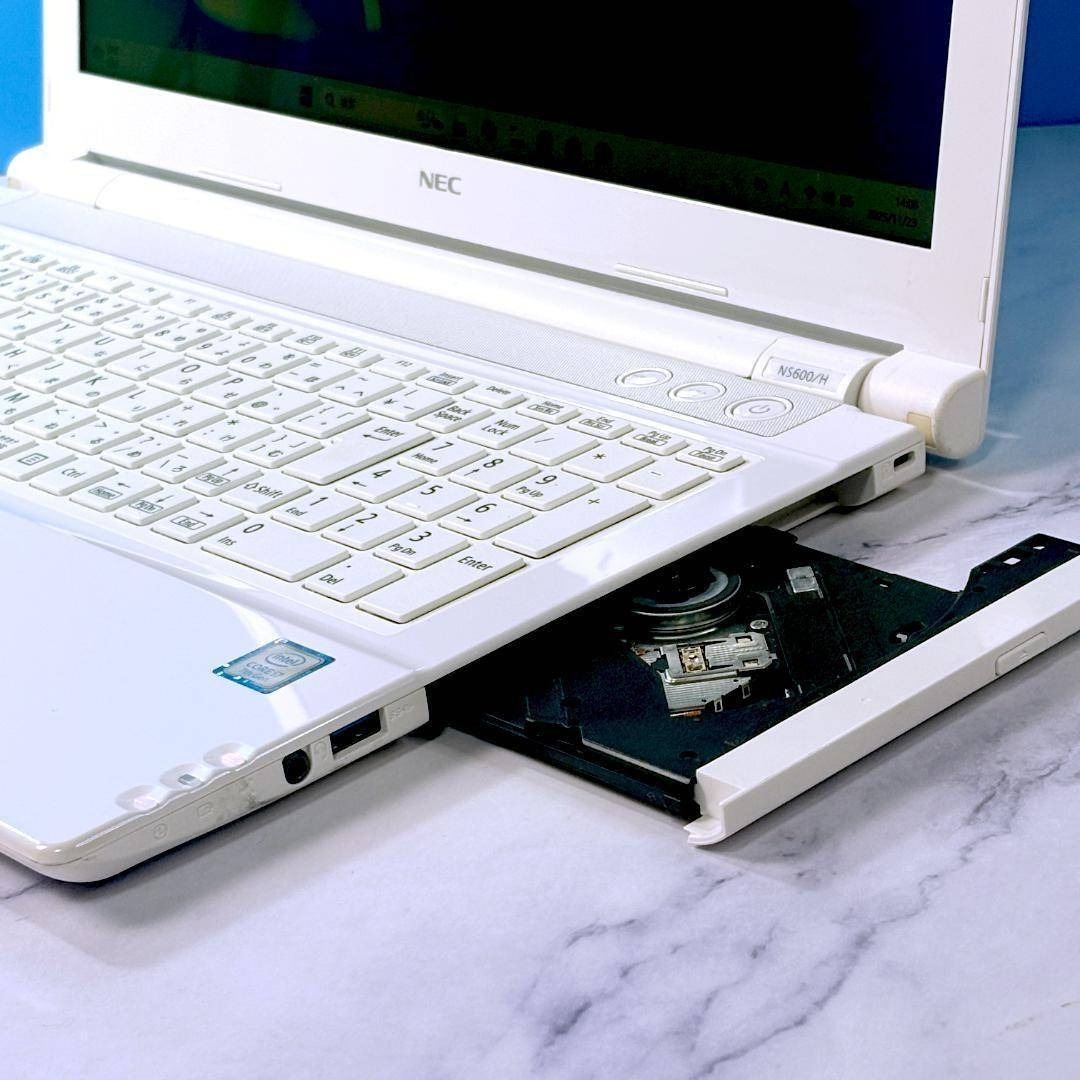 美品 Corei7 16GB SSD DVDマルチ Win11 ノ トパソコン モダンな市松