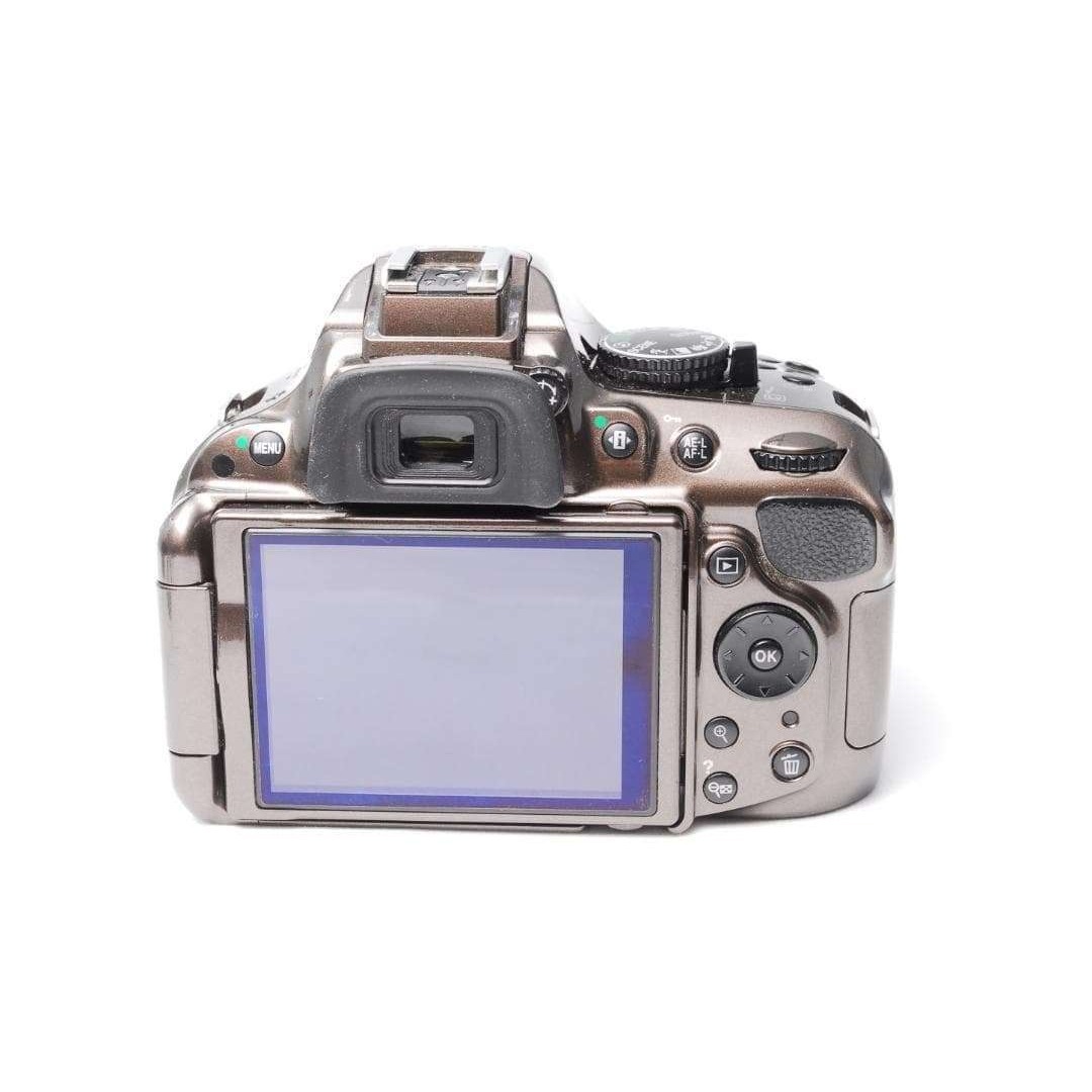 Nikon D5200 Wレンズ 一眼レフ スマホ転送 レアなブロンズカラー