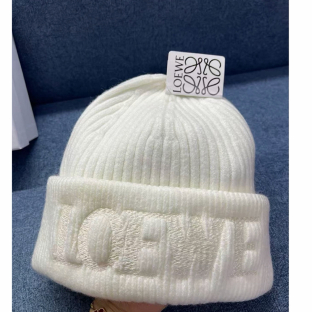 LOEWE - ニット帽 ロエベ ホワイト 白 ビーニー キャップの通販 by た