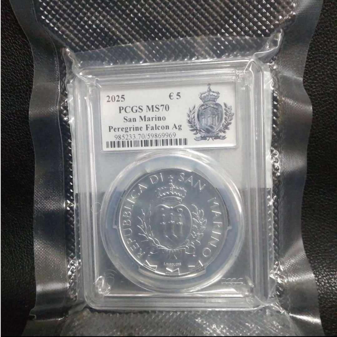 最高鑑定】2025年 サンマリノ ペレグリンファルコン 1オンス銀貨 純銀