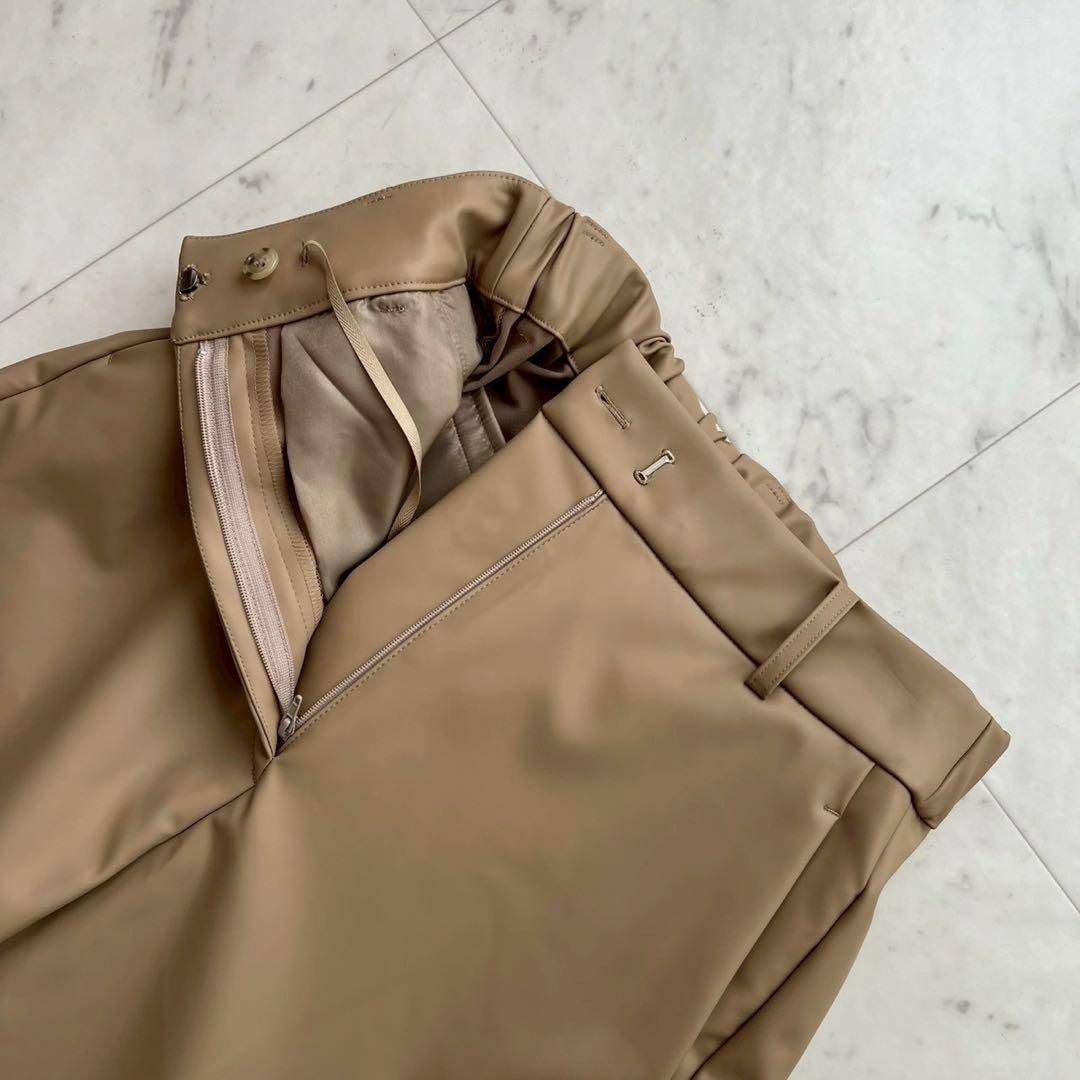 タグ付 Heve 2024AW rubber pants キャメル 36