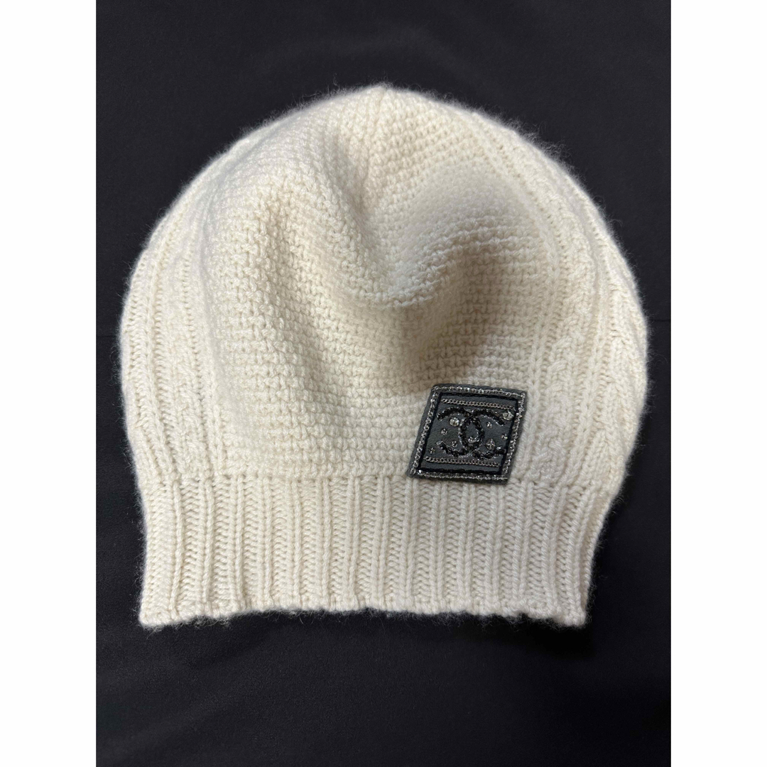 CHANEL - CHANEL シャネル ビーニー ホワイト 白 ニット帽 ニット