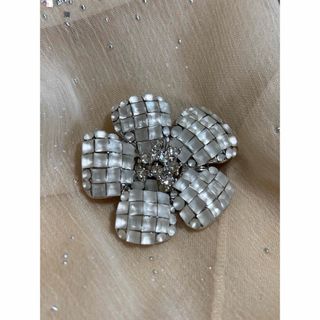 美品】FOXEY ブローチ ビジュー ラインストーン ブラック系 2025年最新