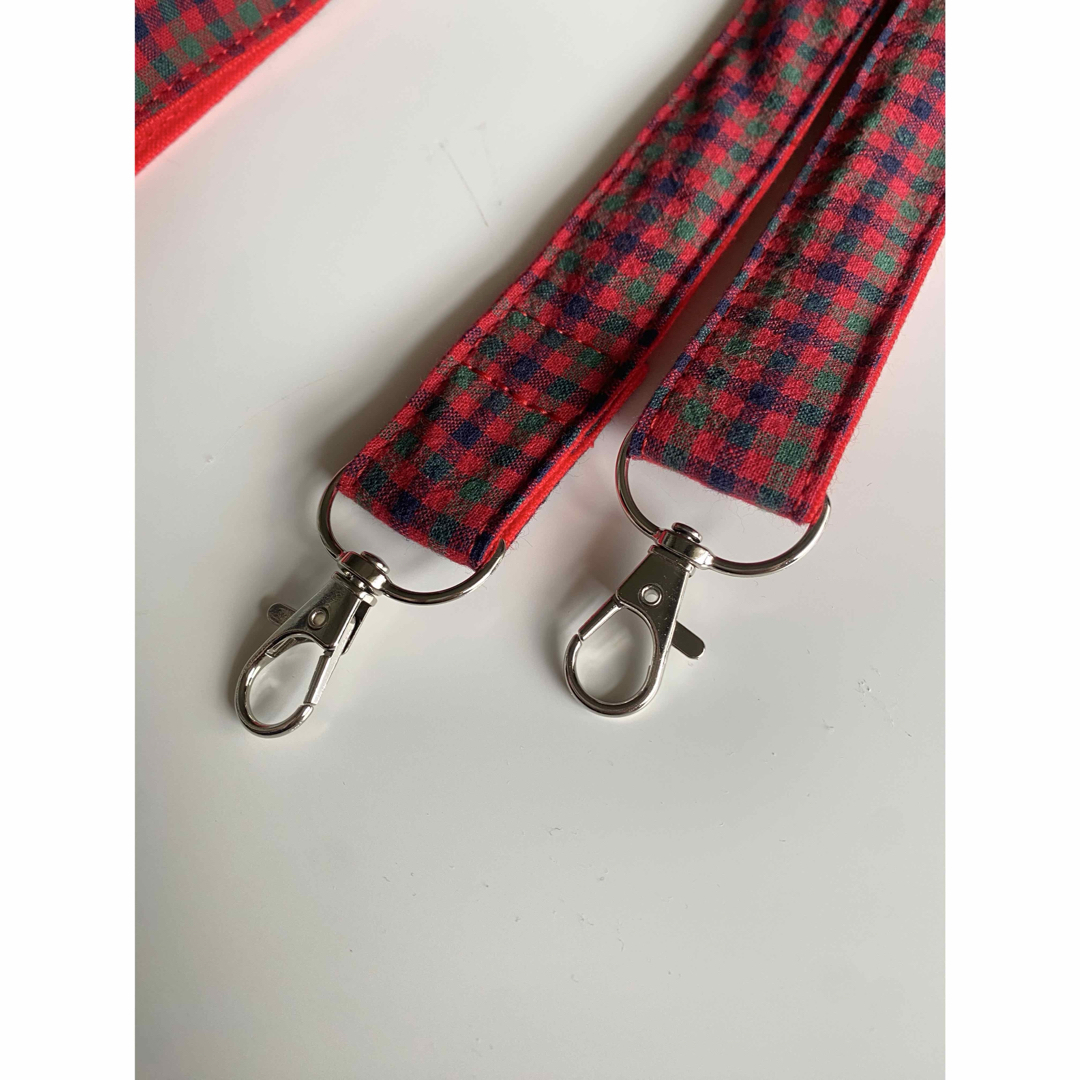 familiar - ファミリアチェック スマホショルダーストラップ