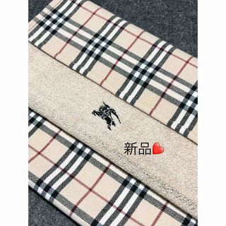 BURBERRY - BURBERRY バスタオル ノバチェック レッドラインの通販 by