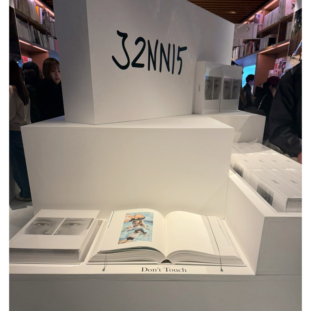 JENNIE J2NNI5 POP UP ジェニ Photobook 特典付 JENNIE <J2NNI5> POP UP ジェニ Photobook 特典付 J2NNI5 Photobook