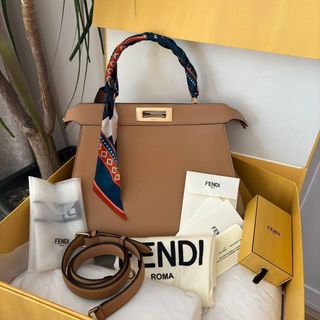 FENDI - FENDI ブローチの通販 by ♡♡♡'s shop｜フェンディならラクマ