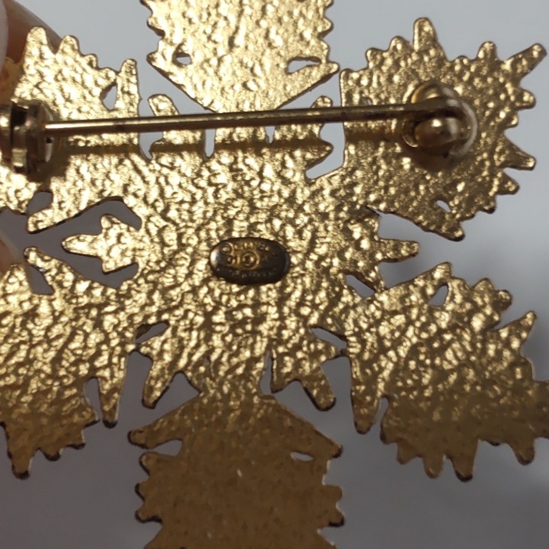CHANEL - CHANEL シャネル ヴィンテージ 雪の結晶ブローチの通販 by