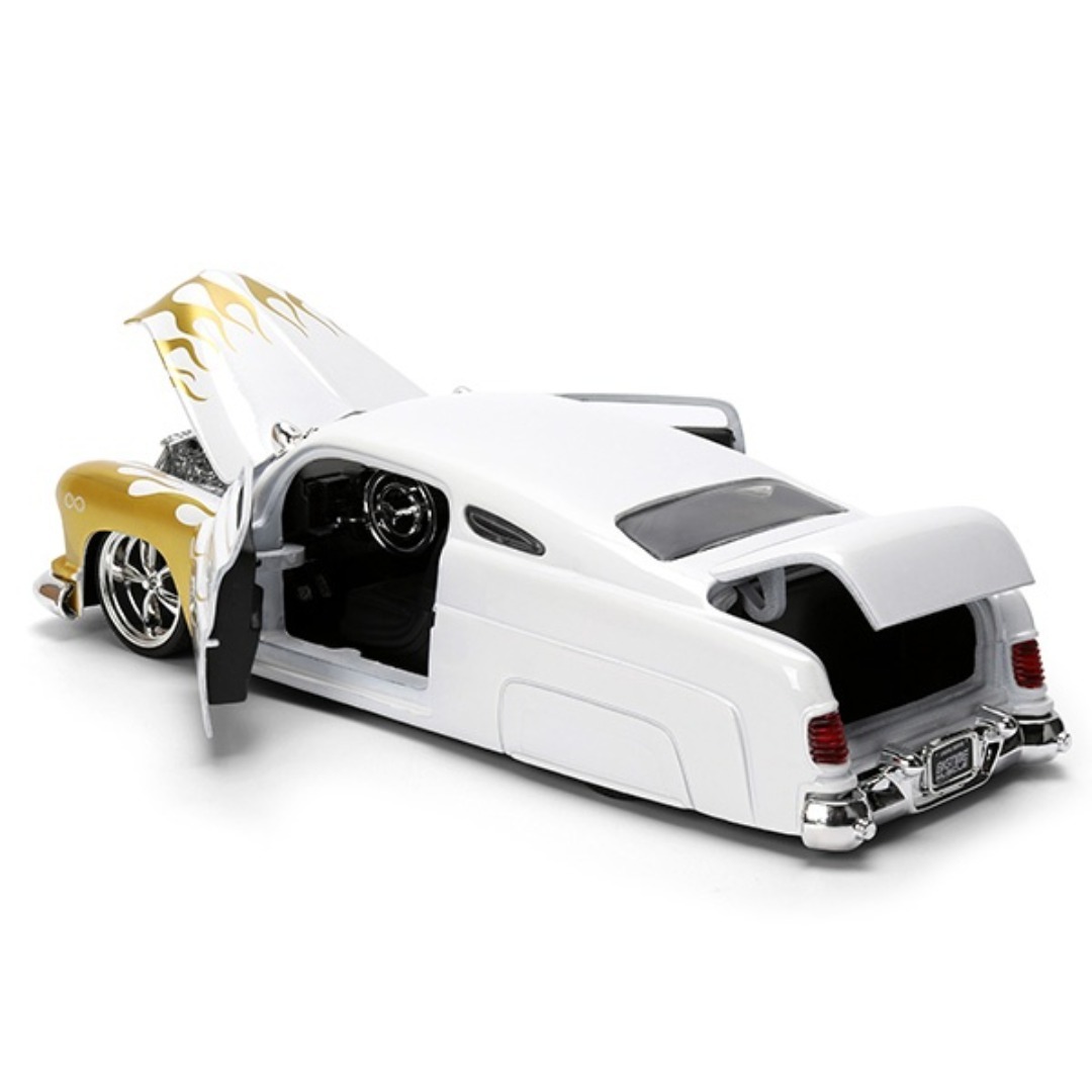 JADATOYS 1:24 BTM 1951 Mercury ミニカーの通販 by ITUKL shop｜ラクマ