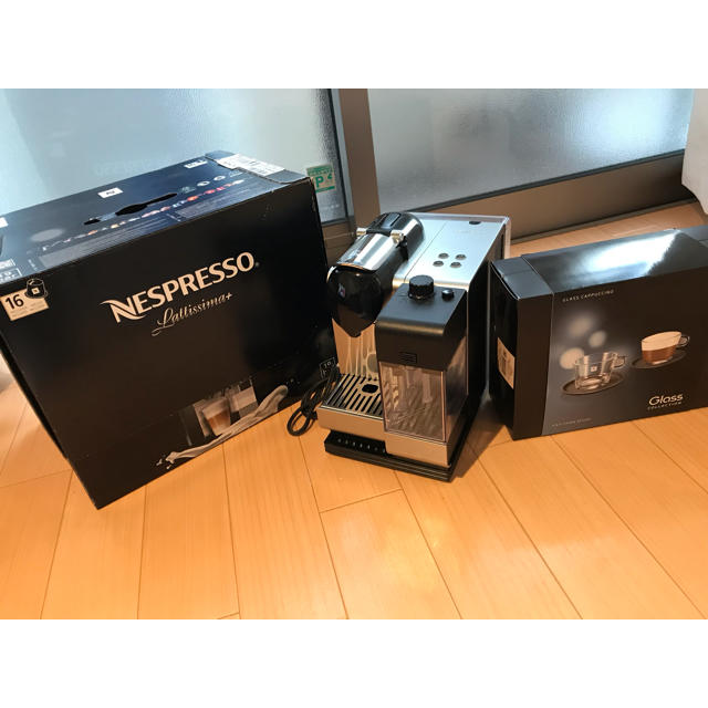 Sodastream One Touch 満タンガスシリンダー2本、ボトル2本