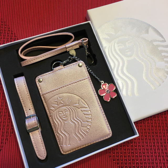 Starbucks Coffee - スタバ＊海外限定＊パスケース．iDホルダー 新品