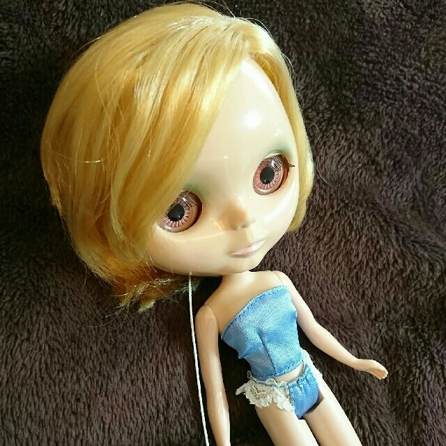 Blythe ネオブライス☆フルーツパンチ本体&アウトフィット ブライス